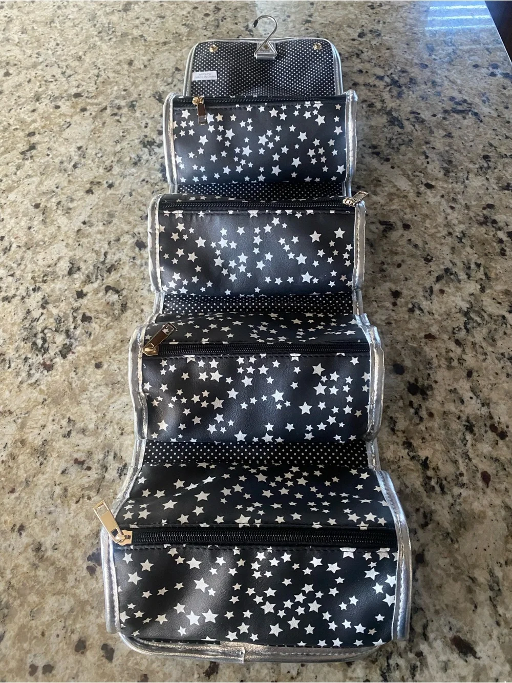 Roll Up Travel Organizer - Silver with Black Star Liner